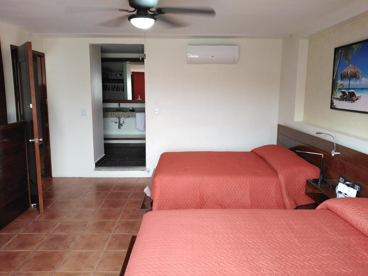 La Mansion Del Faro Hotel เตโกลูตลา ภายนอก รูปภาพ